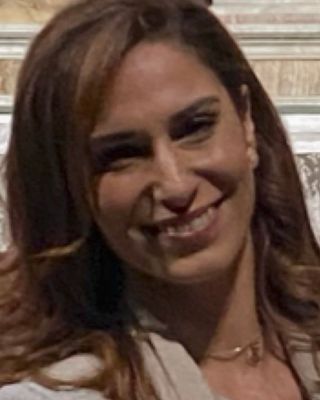 Photo of Roberta Crescenzo, Counsellor in Mayfair, London, England