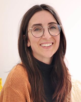 Photo of Amanda Lafreniere, Registered Psychotherapist, MACP