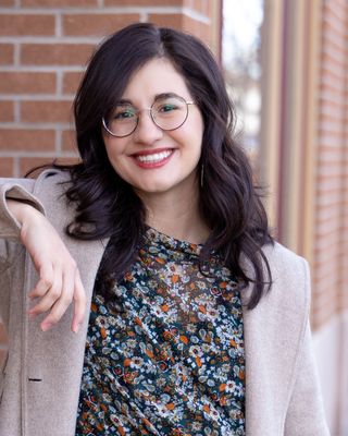 Photo of Julia Grimshaw, Clinical Social Work/Therapist, MSW, QMHP