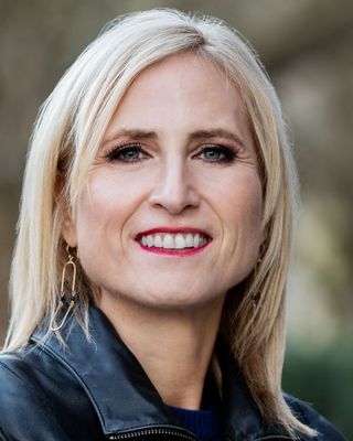 Photo of Mary J DiOrio, Clinical Social Work/Therapist, MSW, LCSW