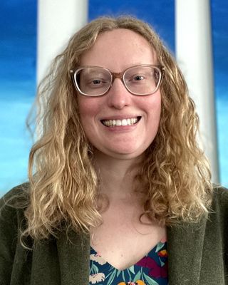 Photo of Elisabeth Hutchins, MS, Pre-Licensed Professional