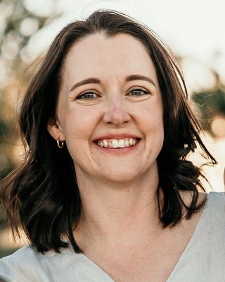 Photo of Eliza Birtles, Psychologist, MPsych, PsyBA - Clin. Psych