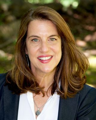 Photo of Lauren Broch, PhD, MS, Psychologist