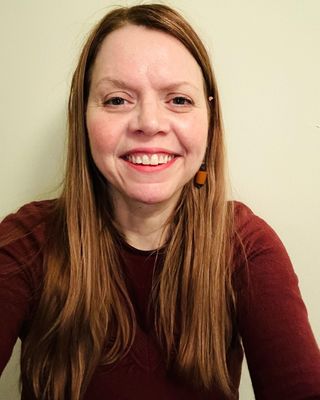 Photo of Dr Alison Hayes, Psychologist, CPsychol