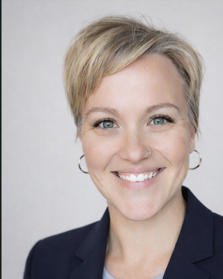 Photo of Jennifer Humphrey, Licensed Professional Clinical Counselor, LPCC-S