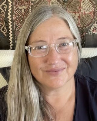 Photo of Eline Potoski, Clinical Social Work/Therapist, LCSW, IFS &, EMDR, Cert