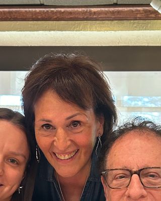 Photo of Deborah A Oberman, Clinical Social Work/Therapist, LCSW, MSW , MBA, CHT