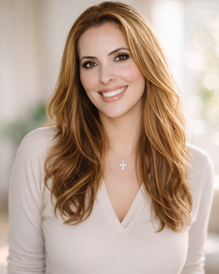 Photo of Ennyluz Espinoza Marin, Counselor, MS, LMHC