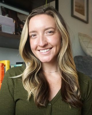 Photo of Lauren Holloway-Pope, Licensed Professional Clinical Counselor, LPCC