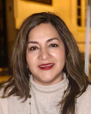 Photo of Miriam Hennings, Clinical Social Work/Therapist, LCSW