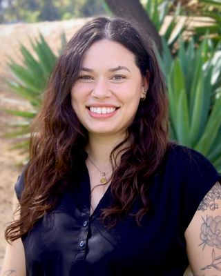 Photo of Demecia Pisano, LMSW