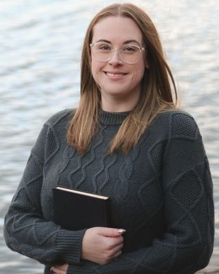 Photo of Emily Baker, CCC, BA, MA, Counsellor