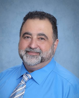 Photo of Farshad Yahya, Psychiatric Nurse Practitioner, PMHNP