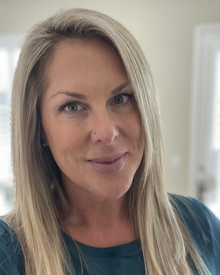 Photo of Alyssa Mulholland, Marriage & Family Therapist, MA, LMFT