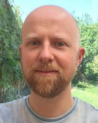 Photo of Alaric W Everett, Psychotherapist, MBACP Accred