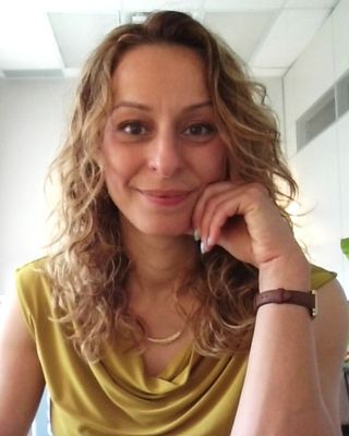 Photo of Nada Jarmakani, Registered Psychotherapist, EMDR, Couples