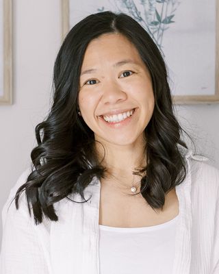 Photo of Julia Tran, Registered Social Worker, MSW, RSW
