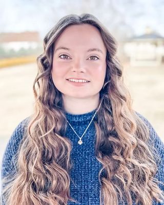 Photo of Sarah Rhodes, Licensed Clinical Mental Health Counselor Associate, MA, LCMHCA