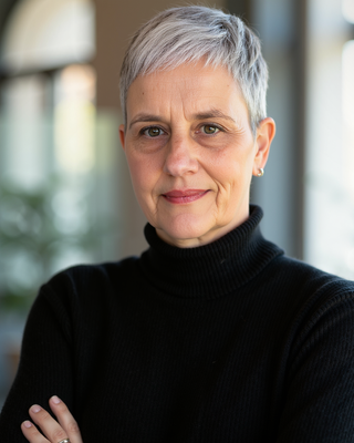 Photo of Bonnie Flowers, Counsellor, MBACP