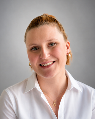 Photo of Dr Aoife Ryan, Psychologist, PsychD, HCPC - Clin. Psych.