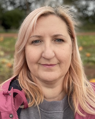 Photo of Lindsay Rose, Counsellor in Newton Abbot, England