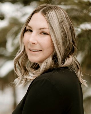 Photo of Jessica Weeks, Registered Psychotherapist, BA, MA