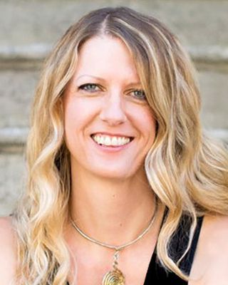 Photo of Caroline McDowell, Marriage & Family Therapist, MA, MFT