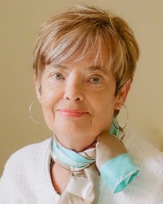 Photo of Margot Hovey, Registered Psychotherapist (Qualifying), PhD