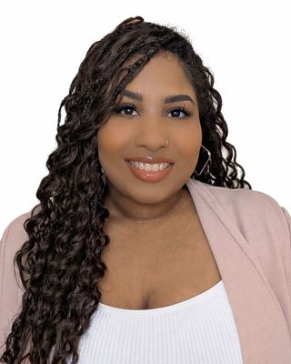Photo of Celeste Francis-Gomesz, Registered Psychotherapist (Qualifying), RP (Q)