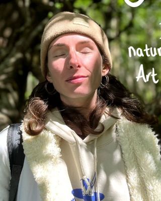 Foto de Isobel Savege - Art Therapy in English, Maestría