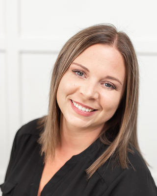 Photo of Carrah Jones, Marriage & Family Therapist, LMFT