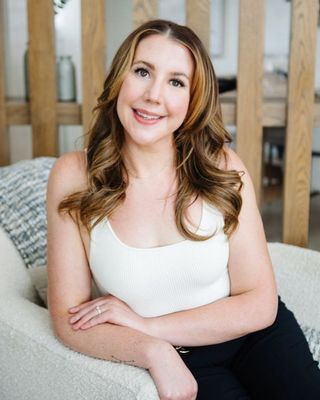 Photo of Mikaela Grigg, Clinical Social Work/Therapist, MSW, RSW