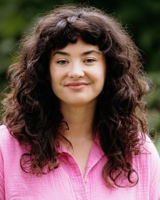 Photo of Betsy Roy, Licensed Social Worker, MSW, LSW
