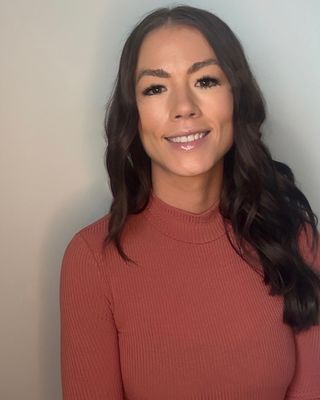 Photo of Stephanie George, Registered Social Worker, BHK, MSW, RSW, CPT