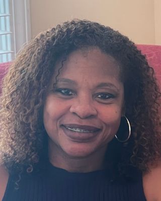 Photo of Elle Washington, Licensed Professional Counselor, MA, LPC, NCC