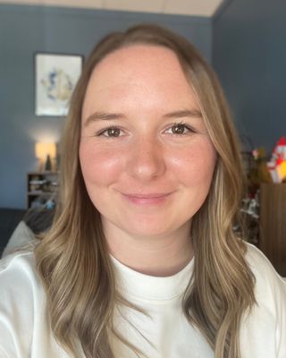 Photo of Nicole Pawlick, Counsellor, MC, CCC, CT