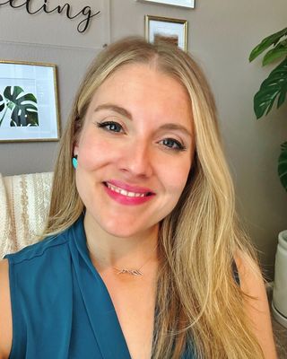 Photo of Meredith Waller, Clinical Social Work/Therapist, MSW, LCSW, CCATP