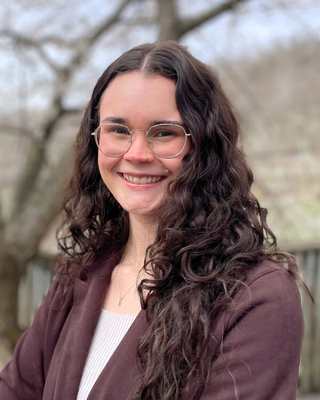 Photo of Avery Tillier, Clinical Social Work/Therapist, LGSW, MSW