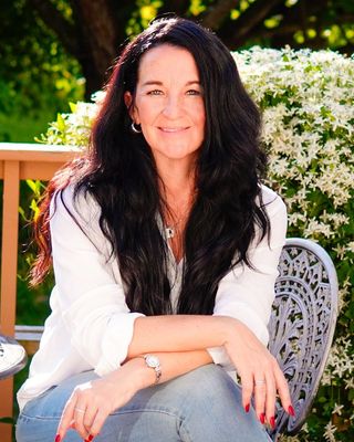 Photo of Charitylyn M Bradley - Evolving Yourself Therapy, Licensed Professional Counselor, MA, LPC