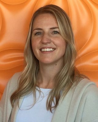 Photo of Mackenzie Sapacz, Psychologist in T3H, AB