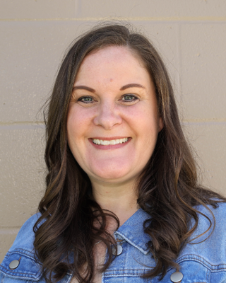 Photo of Mandy Engelker, Clinical Social Work/Therapist, LICSW