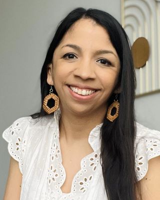 Photo of Andrea Arjón, Licensed Professional Counselor in Pasadena, TX