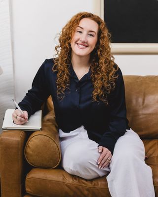 Photo of Ashley Henry, Psychiatric Nurse Practitioner, MSN, APRN, PMHNP