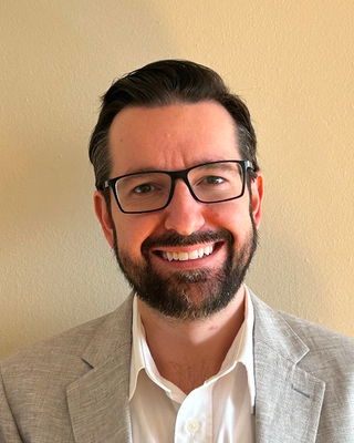 Photo of Dr. Matt Costaris, Psychologist, Ph.D., CPsych