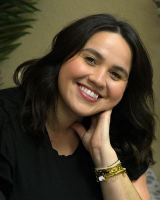 Photo of Angelica Cruz Serrano, Marriage & Family Therapist Intern, MS, RMFTI