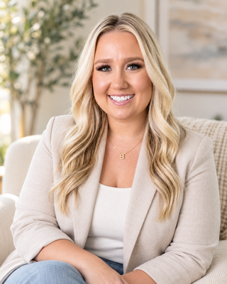 Photo of Dr. Brittani Stumbo, Marriage & Family Therapist, PsyD, LMFT