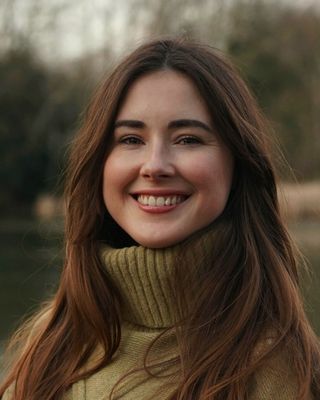 Photo of Emma Alexander, Psychotherapist, MBABCP