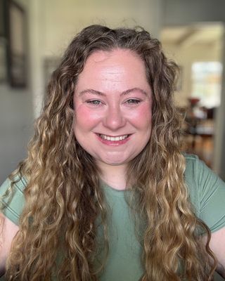 Photo of Kelly Wakeland, Clinical Social Work/Therapist, LCSW