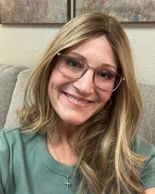 Photo of Jennifer Cisneros, Marriage & Family Therapist, LMFT