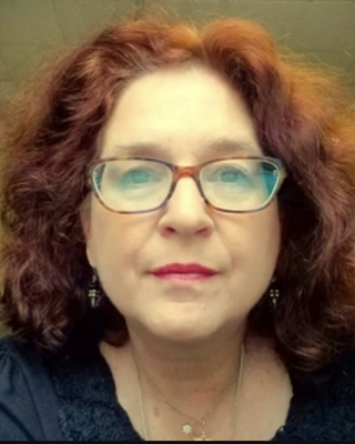 Photo of Linda Schmidt, Clinical Social Work/Therapist, LCSW